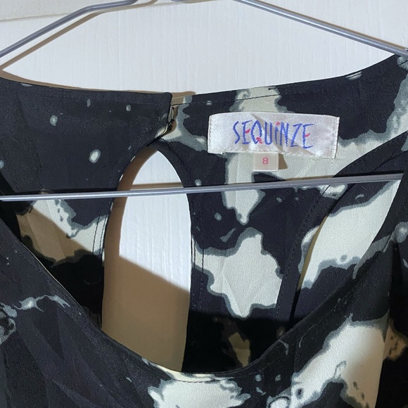 SEQUINZE black and white splotchy mini dress size 8 - Picture 3 of 8